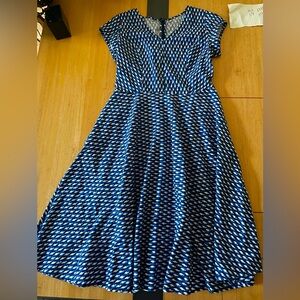 BN - gorgeous French Blue and White Cotton Dress - size 14